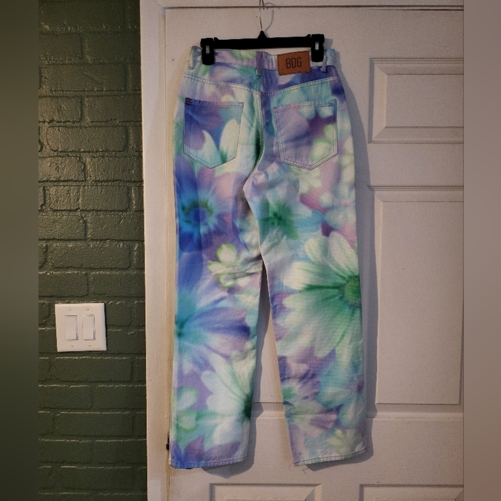 BDG Urban Outfitters Flower Tie Dye CowBoy Jeans Purple/Green Sz 27 NWOT
